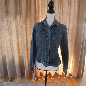 Ann Taylor fitted cropped jean jacket